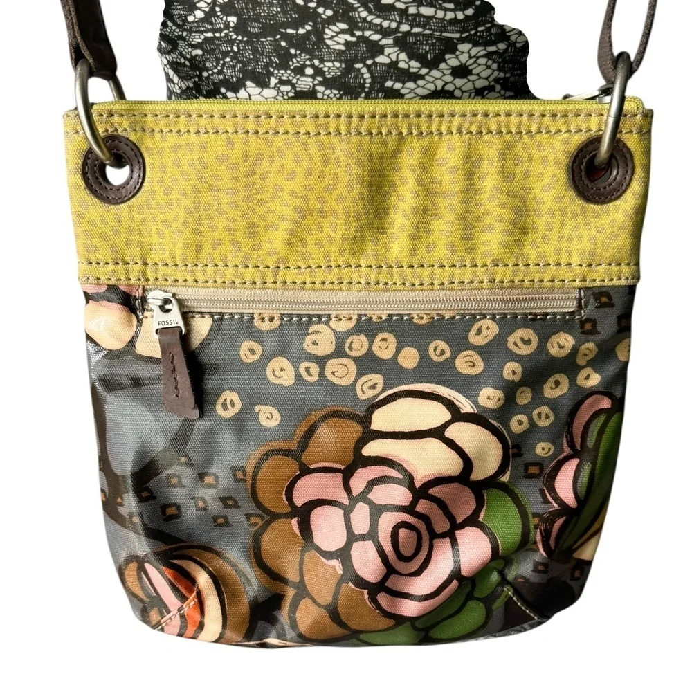 Vintage Fossil Key Per Cross Body and Wallet